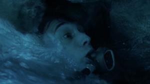 Whalefall: un drama claustrofóbico que convierte el estómago de una ballena en el escenario de una reconciliación