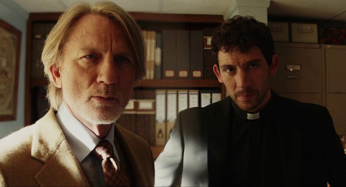 wake up dead man knives out 3